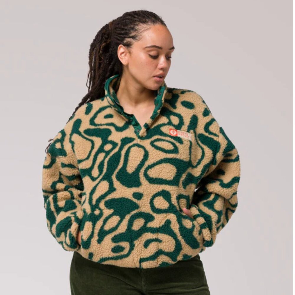 Parks Project Yellowstone Geyser Fleece Pullover (small)